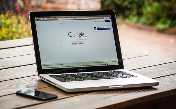 Quelle est la différence entre un rédacteur SEO et un consultant SEO ?
