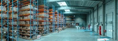 Quels sont les différents types de frais de stockage pour une entreprise ?