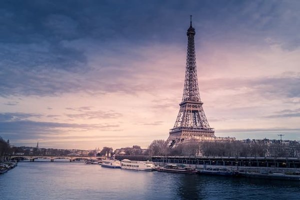 Tout ce que vous devez savoir avant une escapade romantique